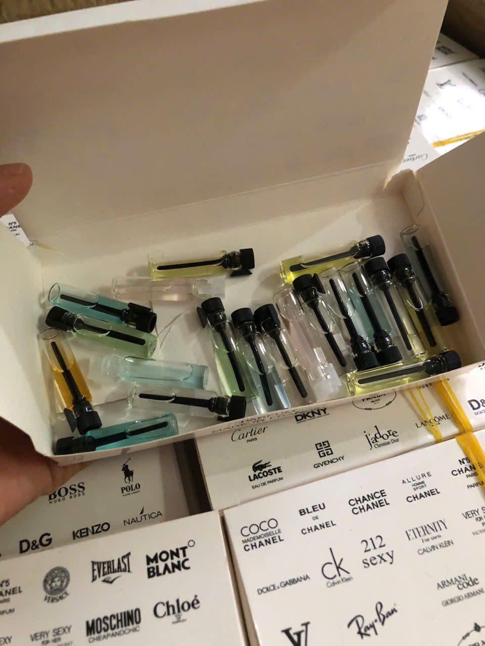 TKVT1 - Sét Nước Hoa Mini 20 ống - KHÁCH CHÚ Ý PHÂN LOẠI KHI ĐẶT HÀNG