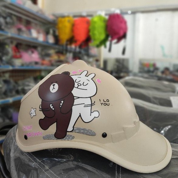 Helmet with Cut-Out Top and Hair Tie at the Back for Women