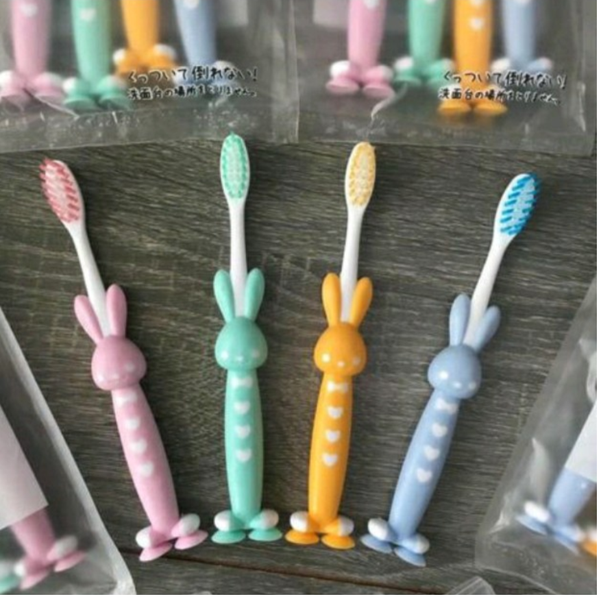 Set 4 Bàn Chải Xuất Nhật Cho Bé