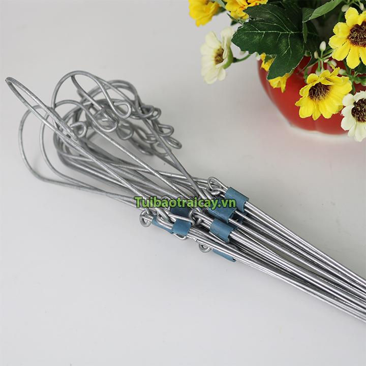 10 Móc thép treo lan loại 3 dây dài 70cm - VTK10