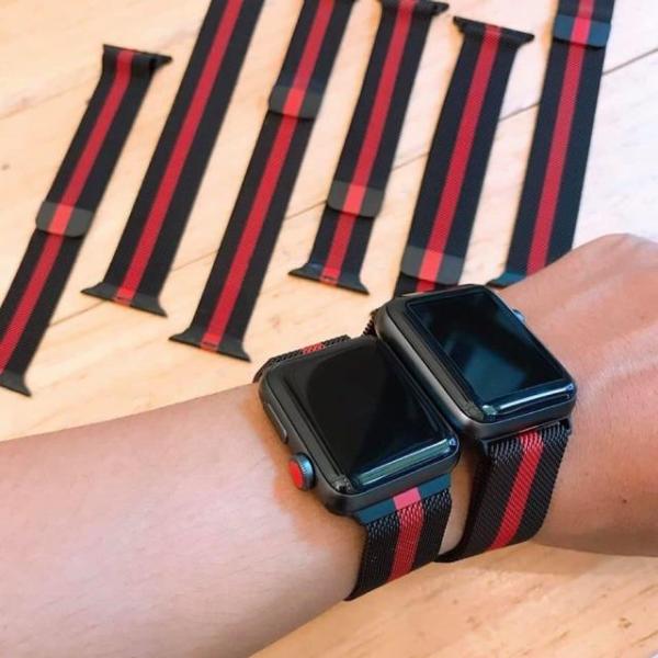 Dây đeo đồng hồ Apple Watch bản thép sọc đỏ cực ấn tượng