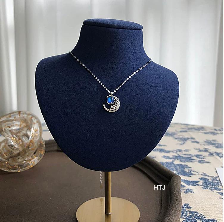 Dây chuyền nữ bạc ta mặt trăng MS72