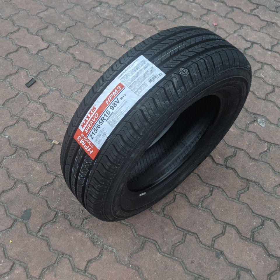 Lốp 215/65R16 98V Maxxis HP-M3