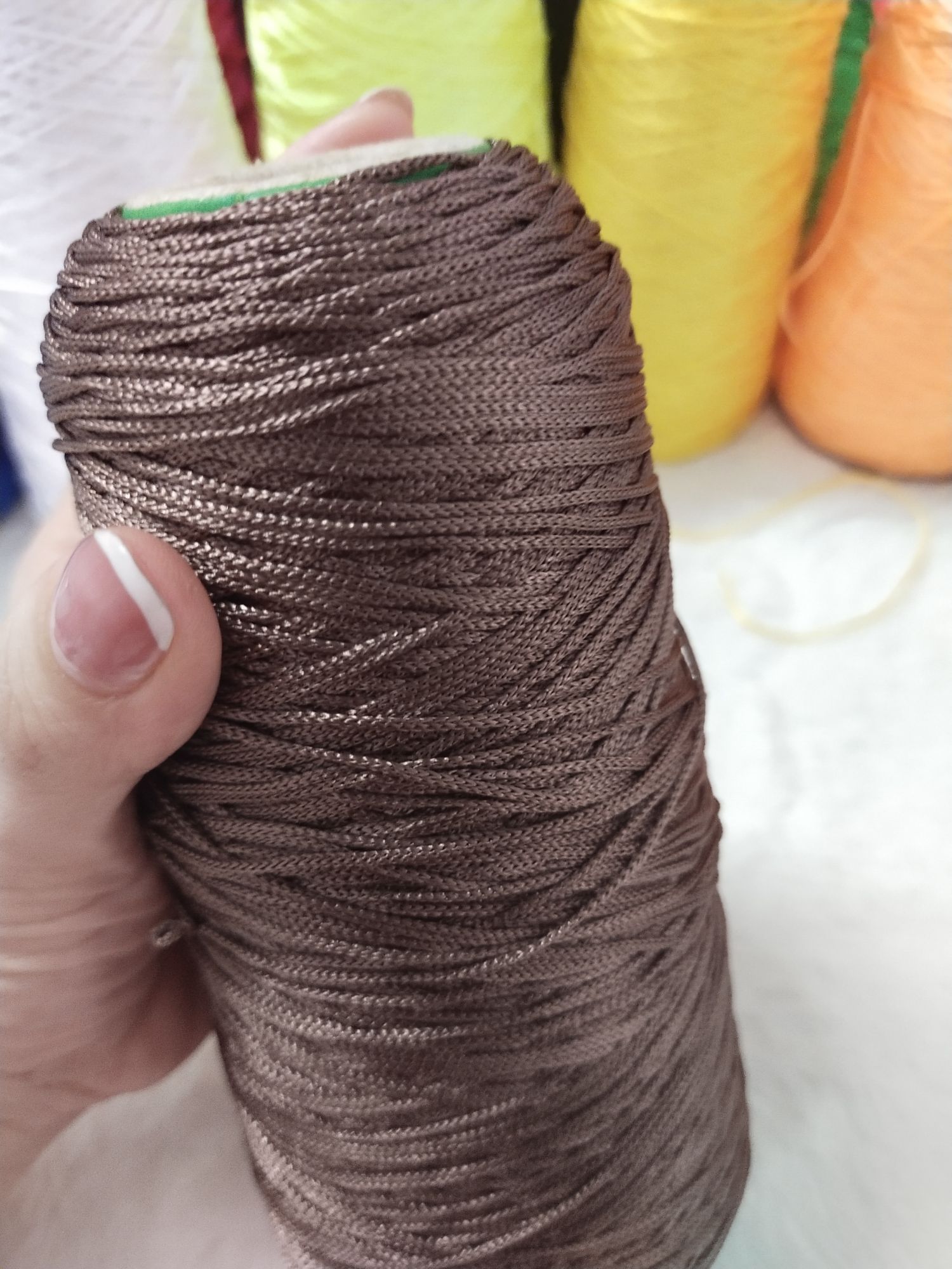 [HCM]Cuộn dây dù 1mm màu nâu làm vòng làm handmade dài 400m