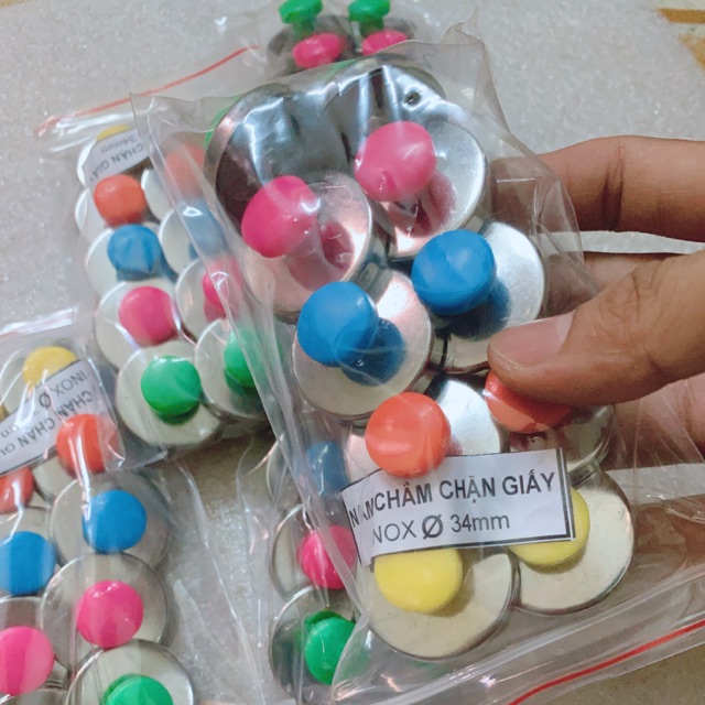 Combo ( 5 vỉ nam châm nhựa chặn giấy d34 nhiều màu sắc)