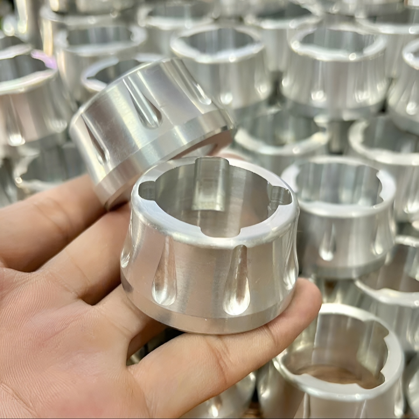 Chén phuộc Nice nhôm cnc nguyên khối (giá 1 cặp)