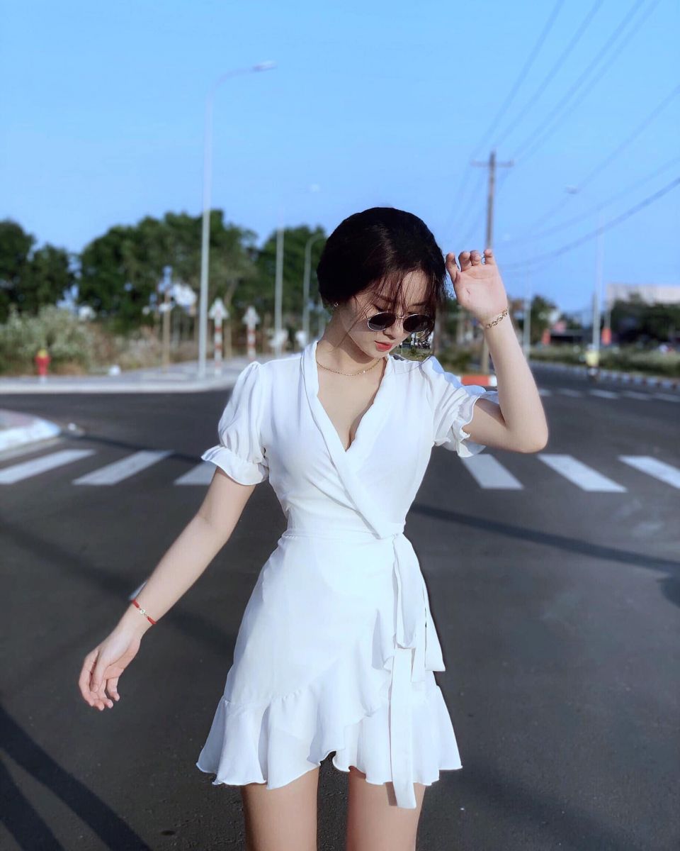 JUMPSUIT DẠNG VÁY NHÚN BÈO