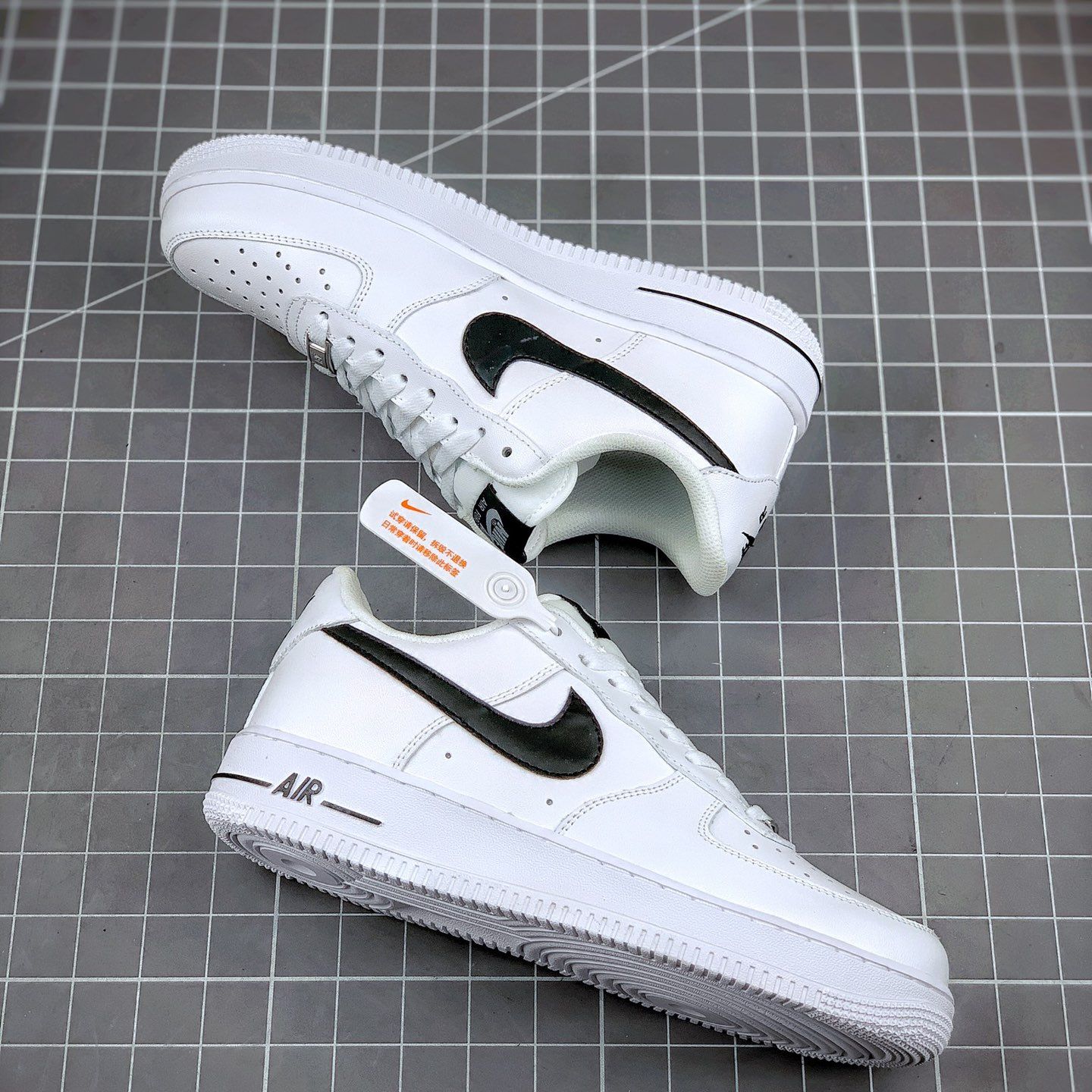 nike lunar force 2018