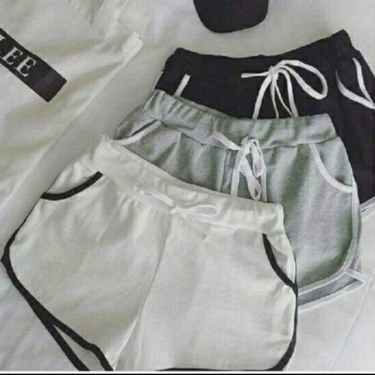 Quần đùi thể thao nữ - quần short nữ