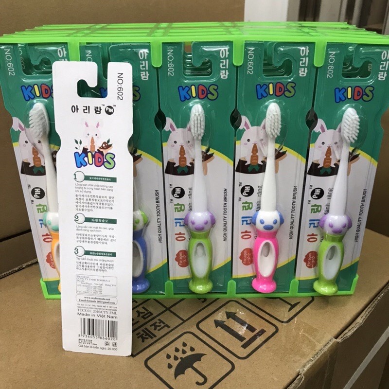 Bàn chải đánh răng trẻ em kids hình thú / nhiều mẫu