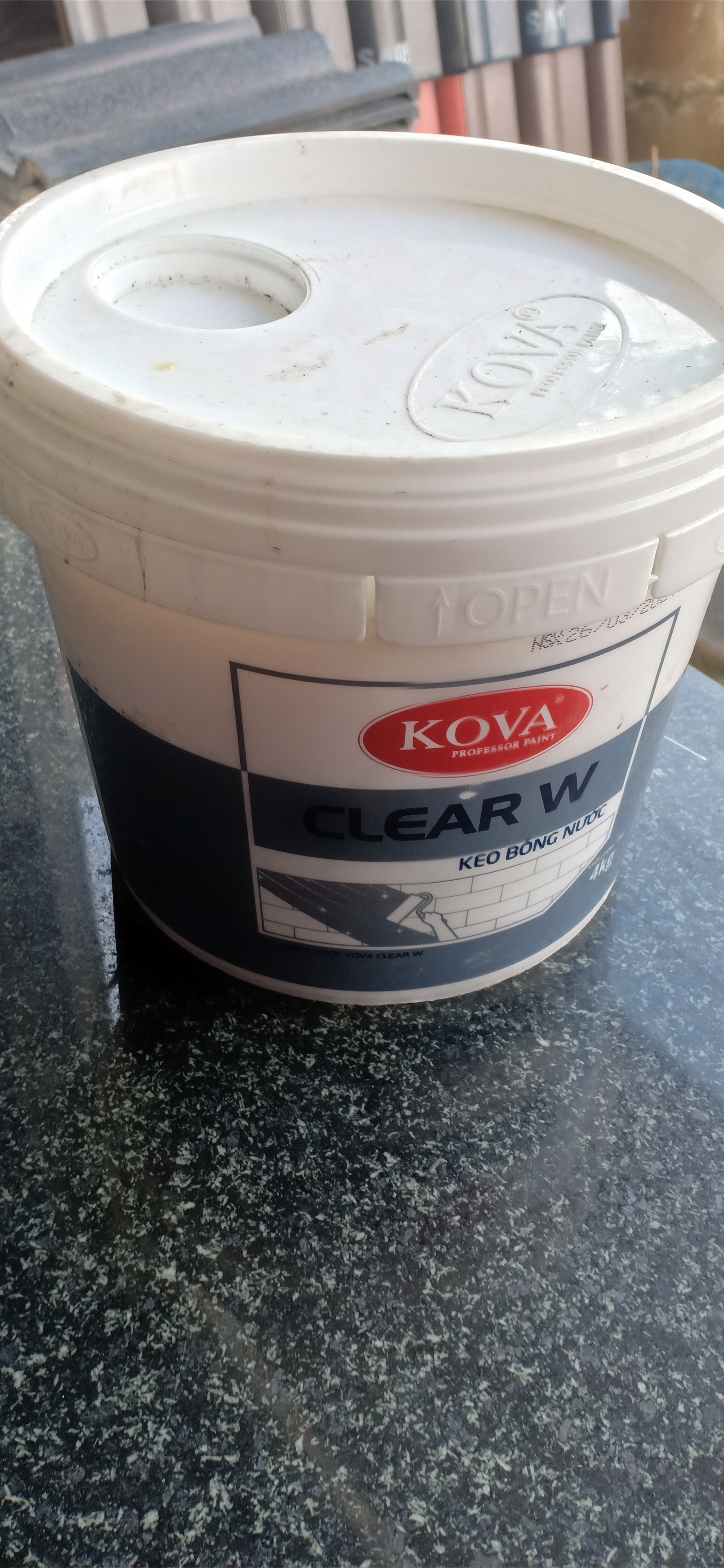 keo bóng nước w KOVA 4k *sơn kova chính hãng*
