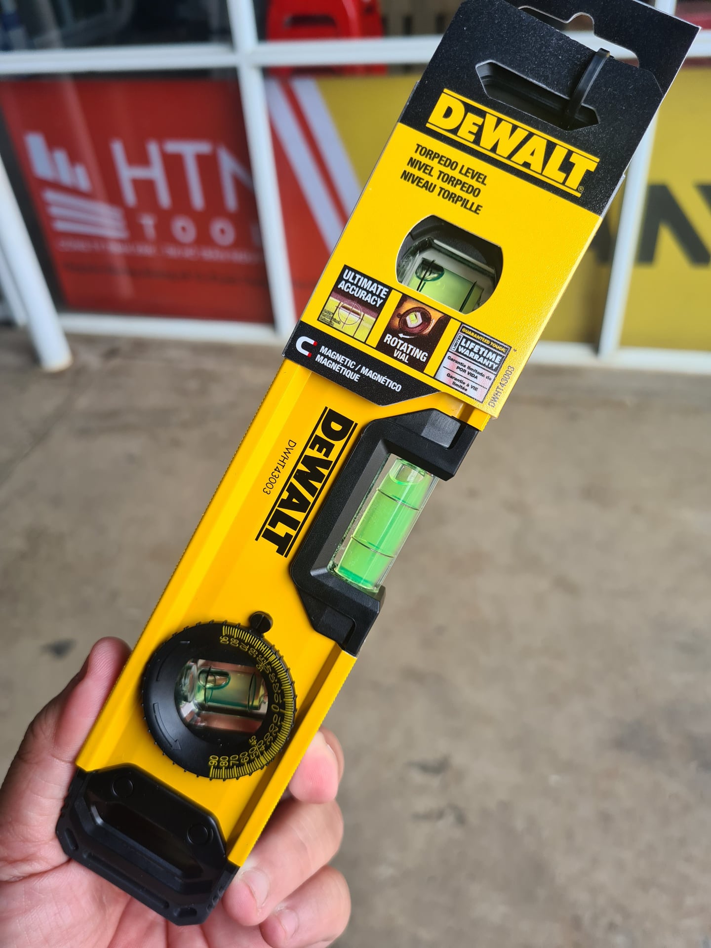 Thước thủy 25cm Dewalt DWHT43003