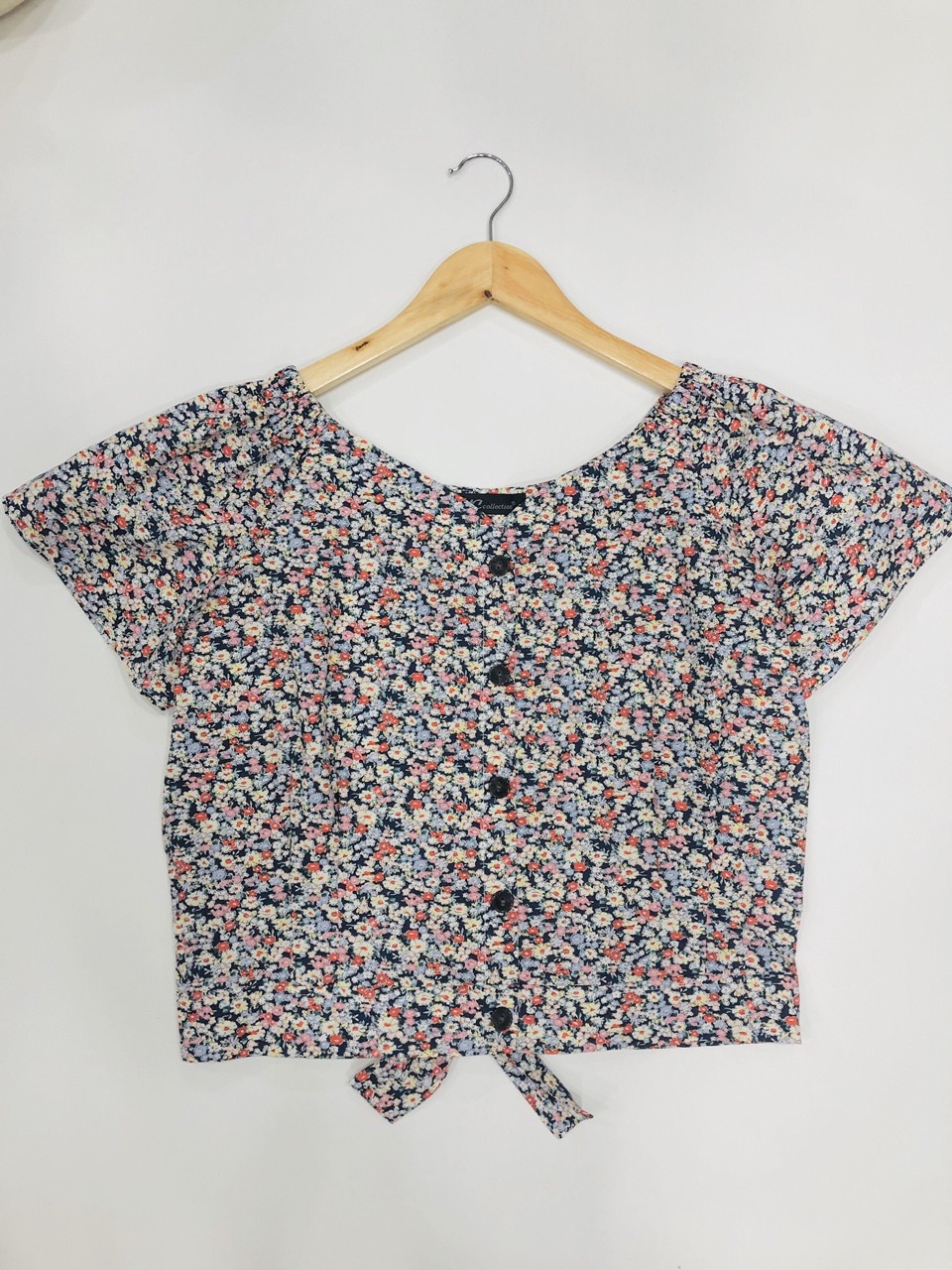 Áo crop-top