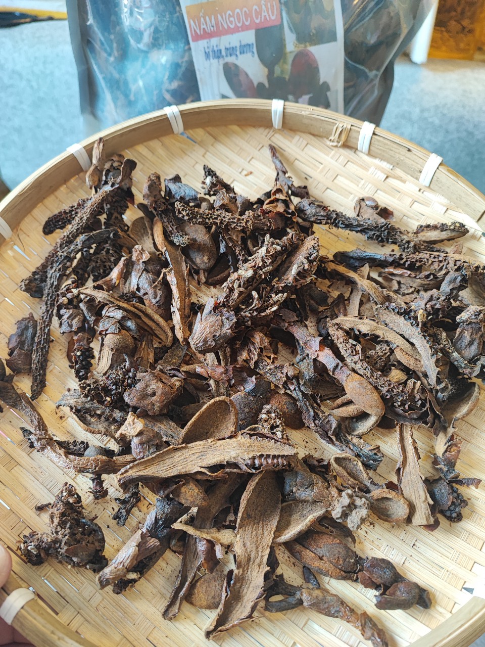 Nấm Ngọc Cẩu Khô Thái Lát (Hàng Sạch)