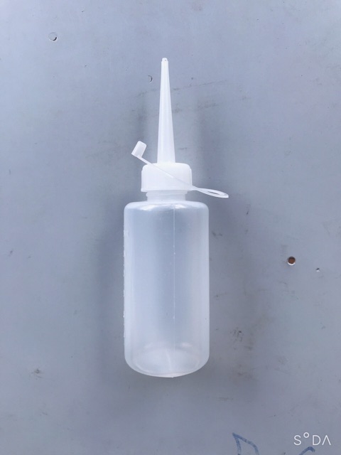 Bình bơm dầu vịt dầu nhớt - dụng cụ bơm dầu nhớt dung tích 120ML