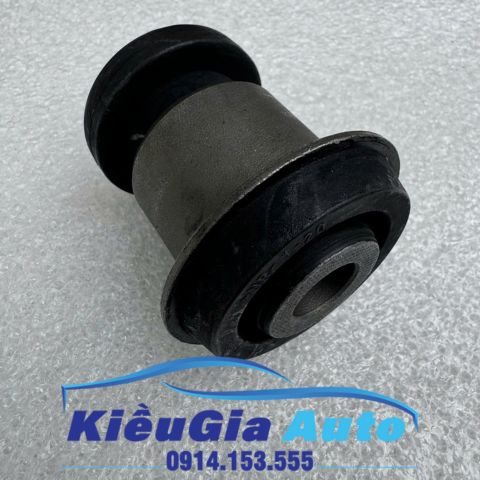 Cao su càng A nhỏ Ford Focus 2004-2011