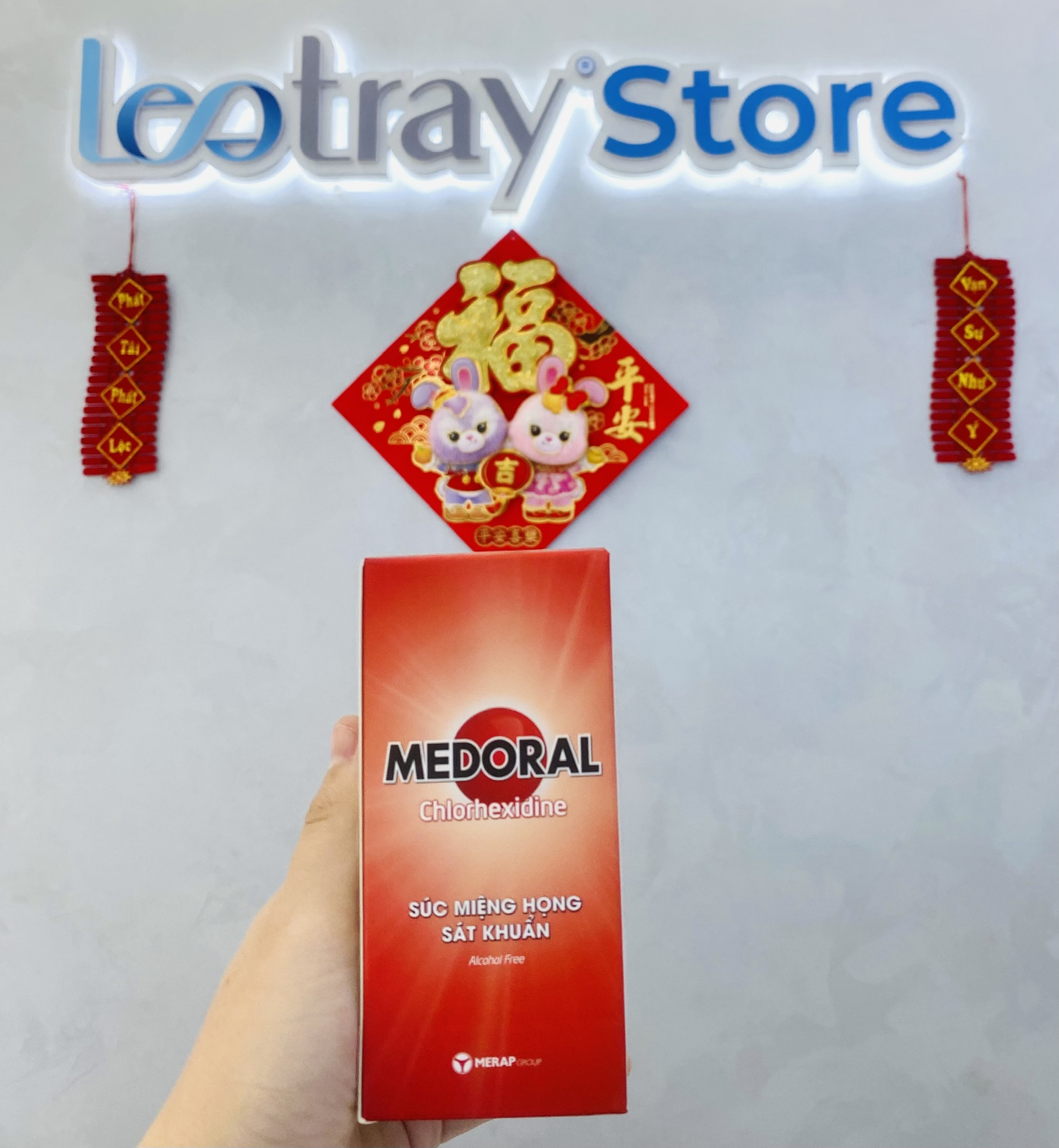 Medoral chlorhexidine-mouthwash throat antiseptic