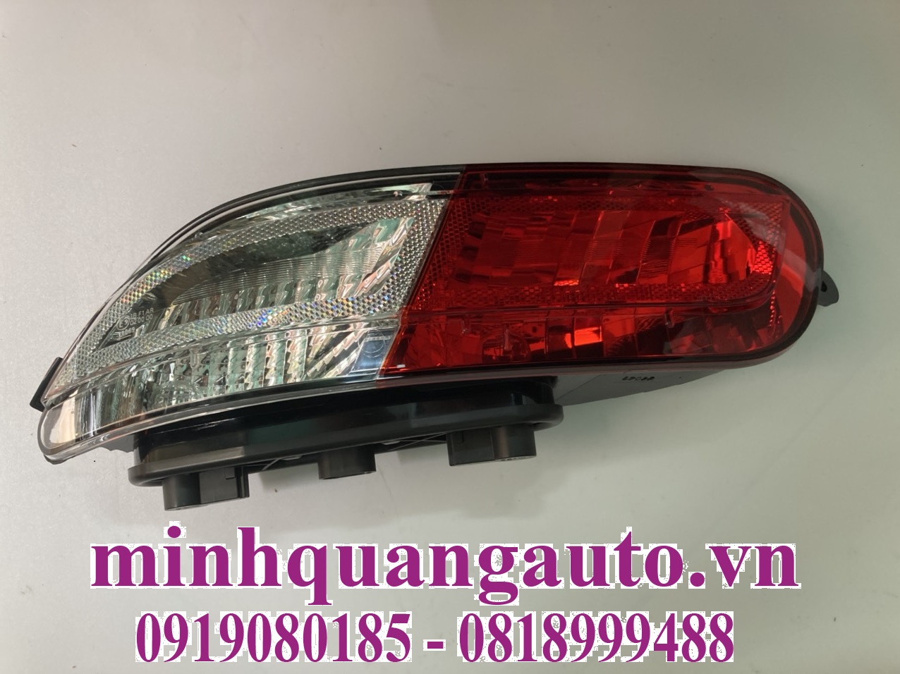 Đèn cản sau Chevrolet Trailblazer 52117538