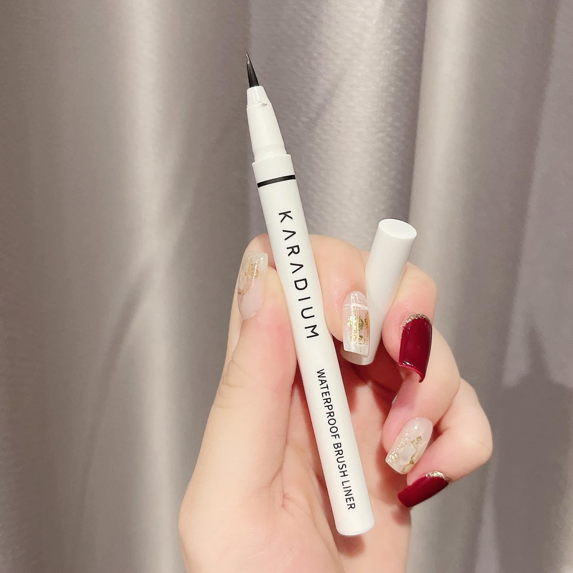 Kẻ Mắt Karadium Waterproof Brush Liner Black