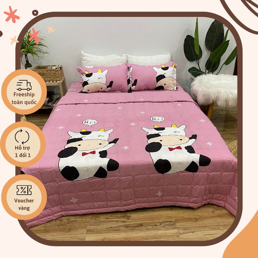 Bộ Chăn Ga Gối Hè Thu 5 Món Mẫu BÒ SỮA HỒNG CHM29 gồm: 1 chăn Hè, 1 ga bo chun, 2 vỏ gối nằm và TẶNG 1 vỏ gối ôm họa tiết XINH XỈU, chất Cotton Poly không nhăn, không nhàu, thấm hút mồ hôi tốt
