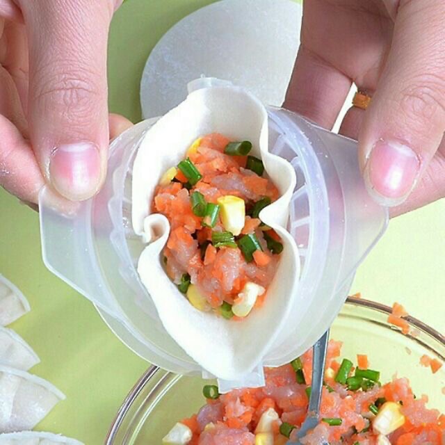 Combo 2 Khuôn làm bánh xếp, sủi cảo, quai dạt