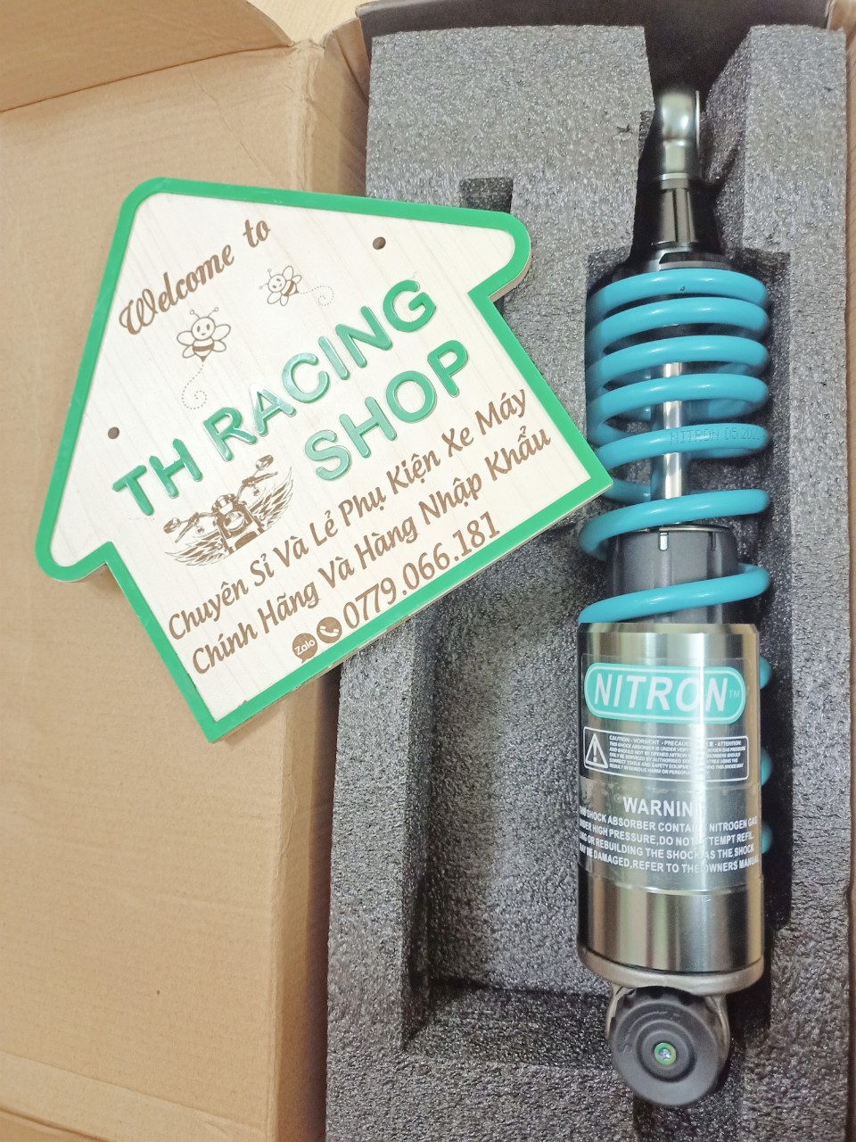 1 CÂY PHUỘC NITRON BÌNH DẦU DƯỚI XÁM GẮN VARIO VISION MIO LUVIAS CLICK THÁI SẢN PHẨM CHẤT LƯỢNG MỚI Y NHƯ HÌNH ẢNH NHANH TAY MUA NGAY TOP GIAN HÀNG UY TÍN