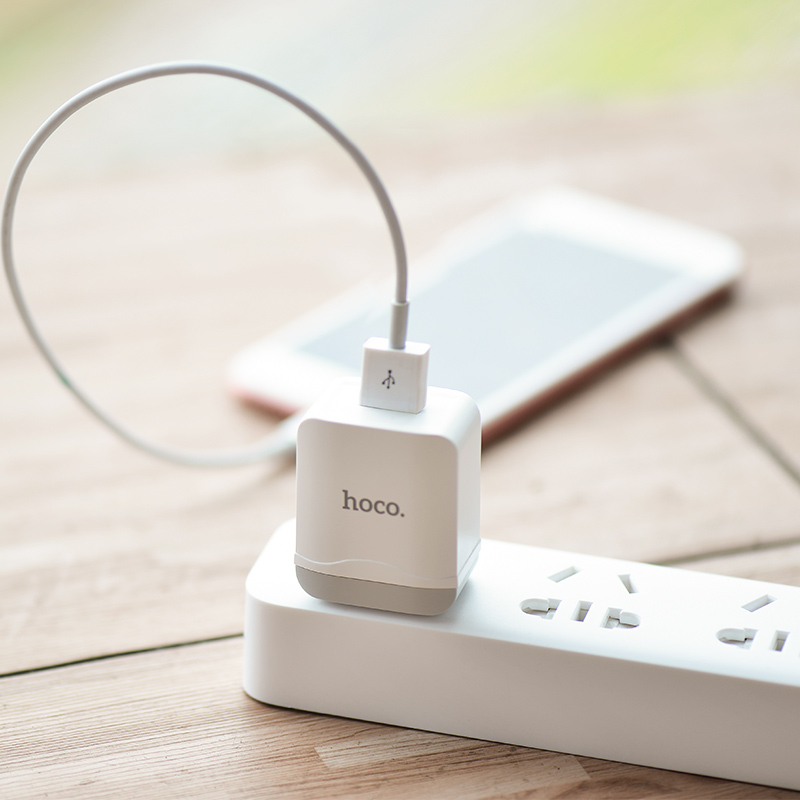 Cóc Sạc Nhanh Hoco C22 1 Cổng Usb 2.4a