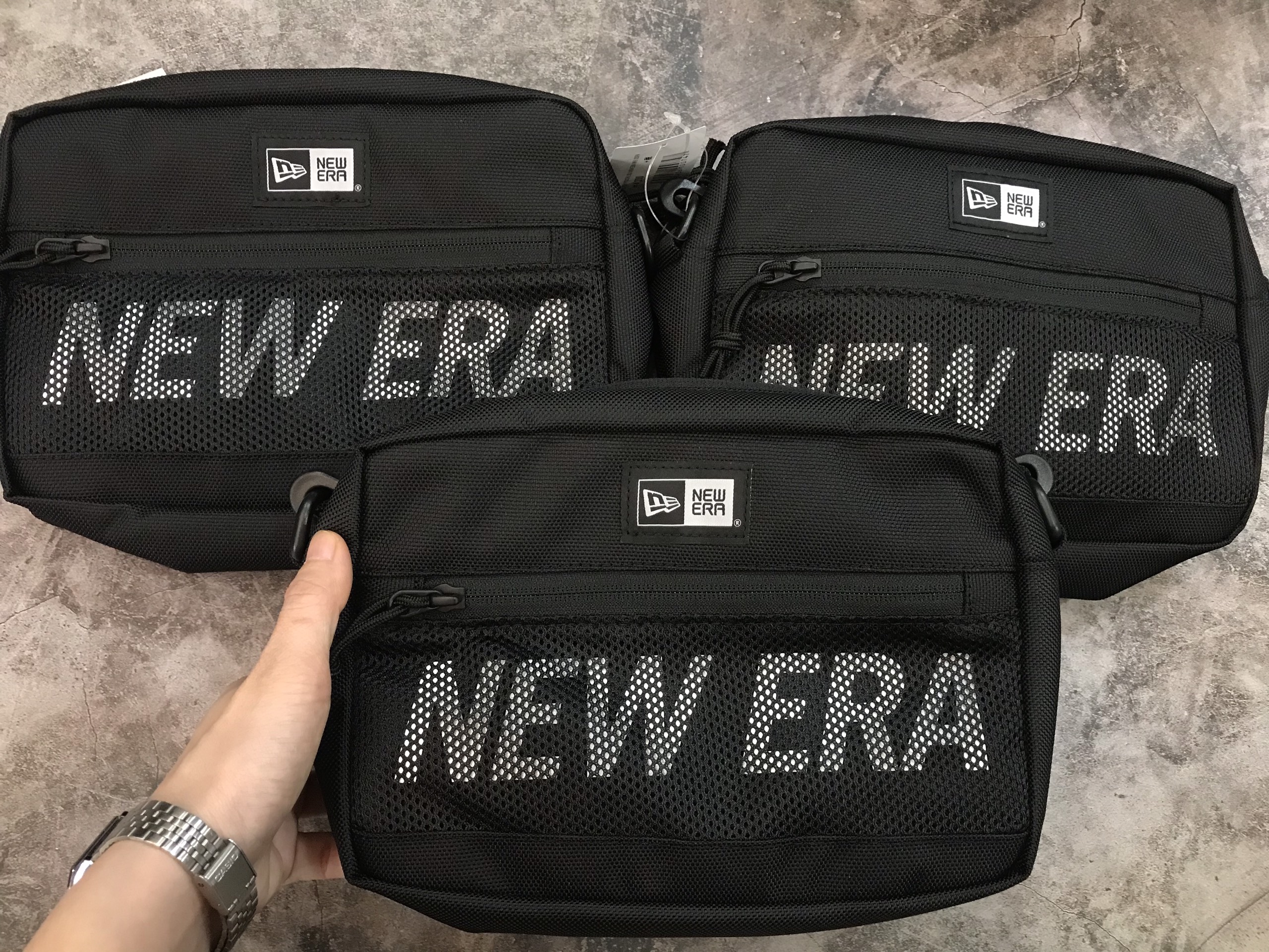 Official New Era Black Mini Sacoche Bag B658_471