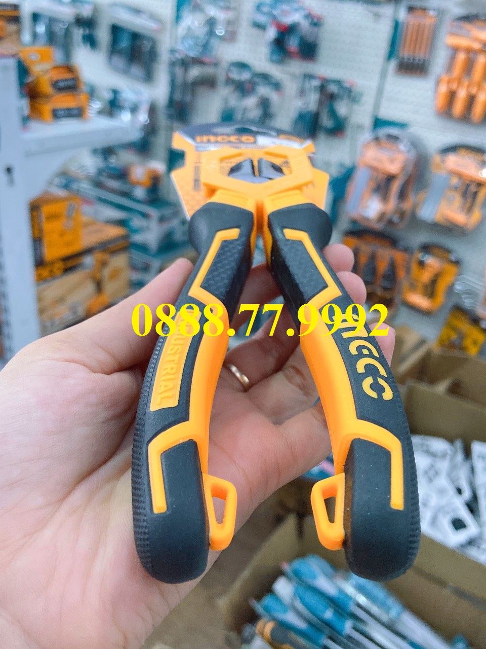 Kềm cắt cao cấp 7"/180mm Ingco HHLDCP28180