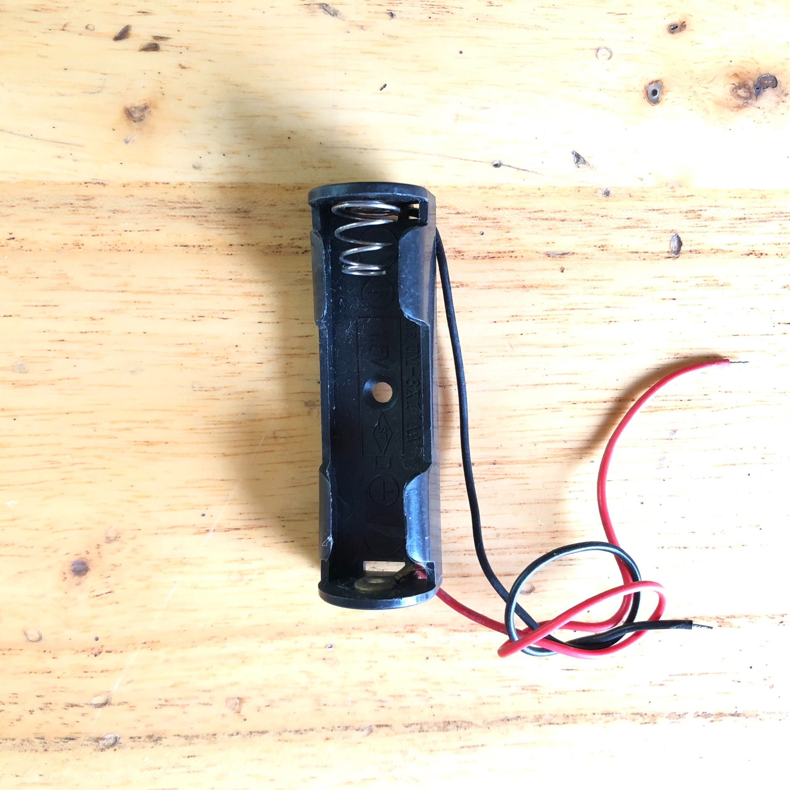 Đế Pin 1, 2, 3,4 pin lắp Pin 1.5V AA , AAA