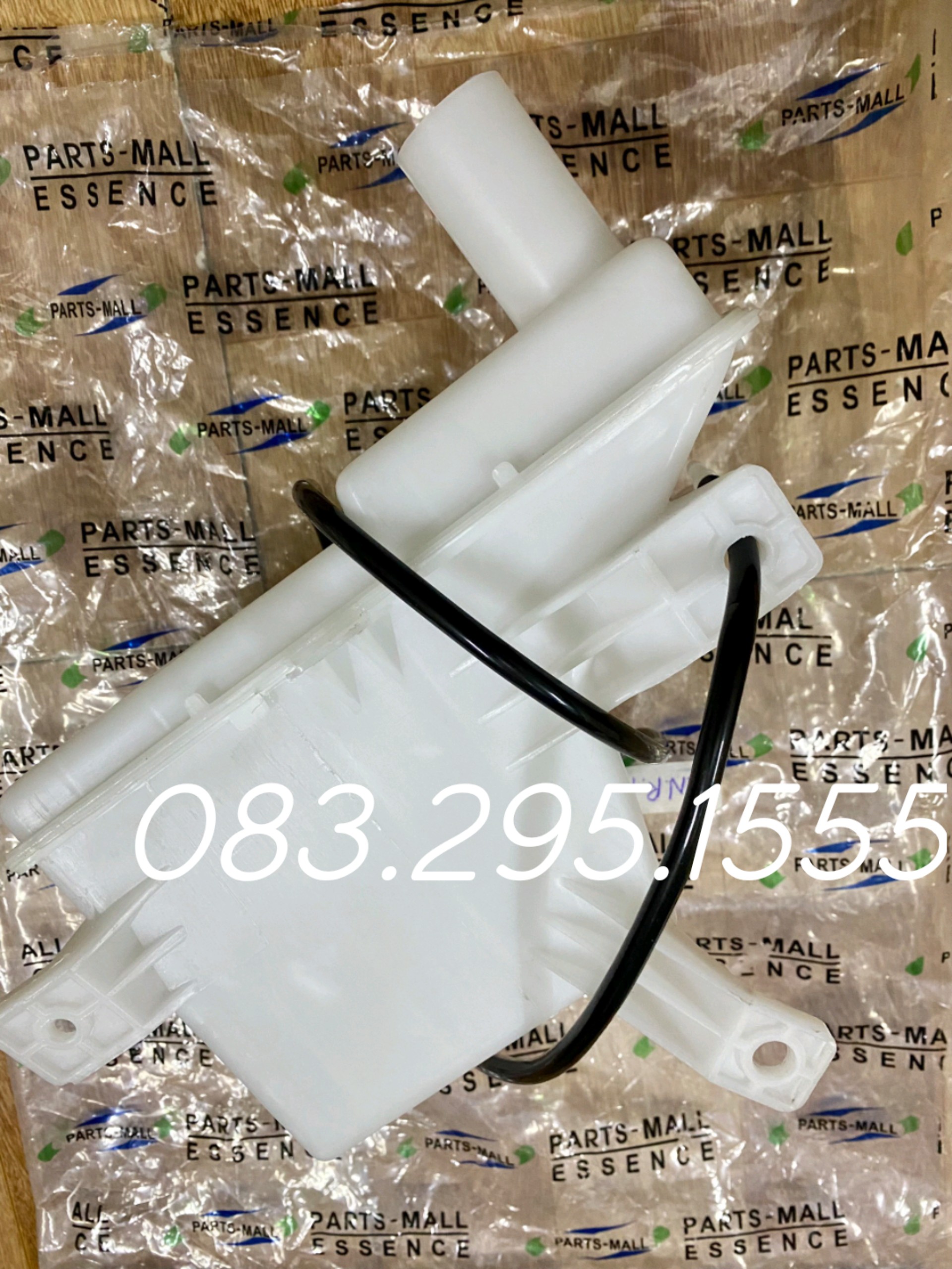 bình đựng nước rửa kính Spark m200 , Matiz 3 ( Liền mô tơ )