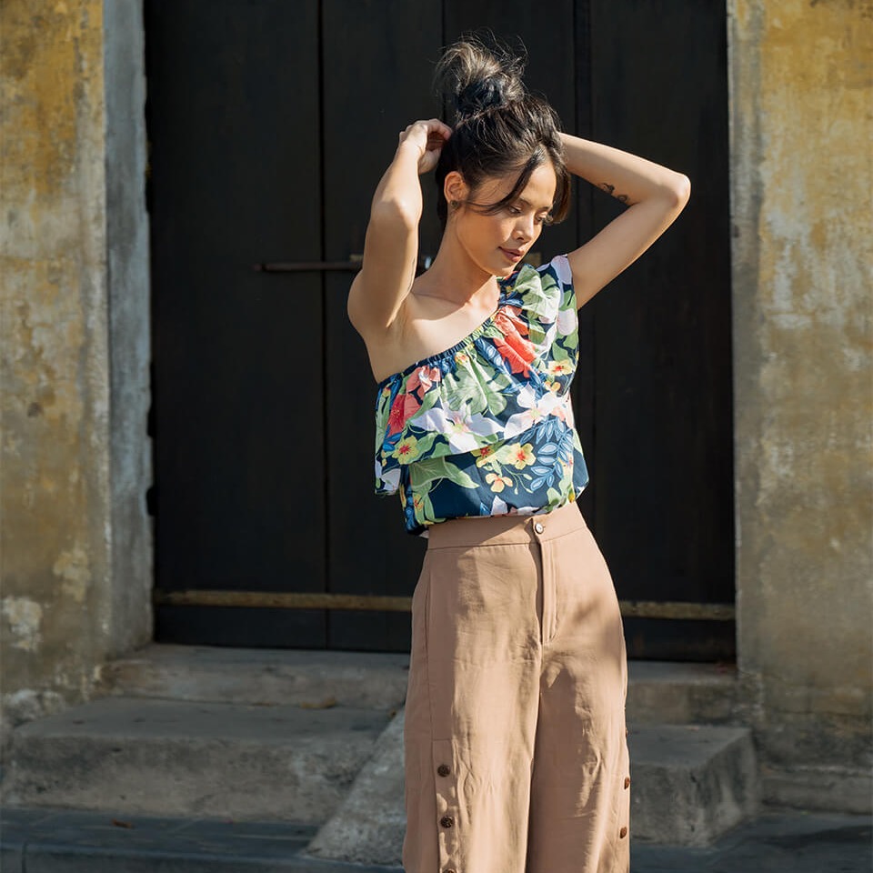 Áo Kiểu Linen Xanh Modern Meets Heritage