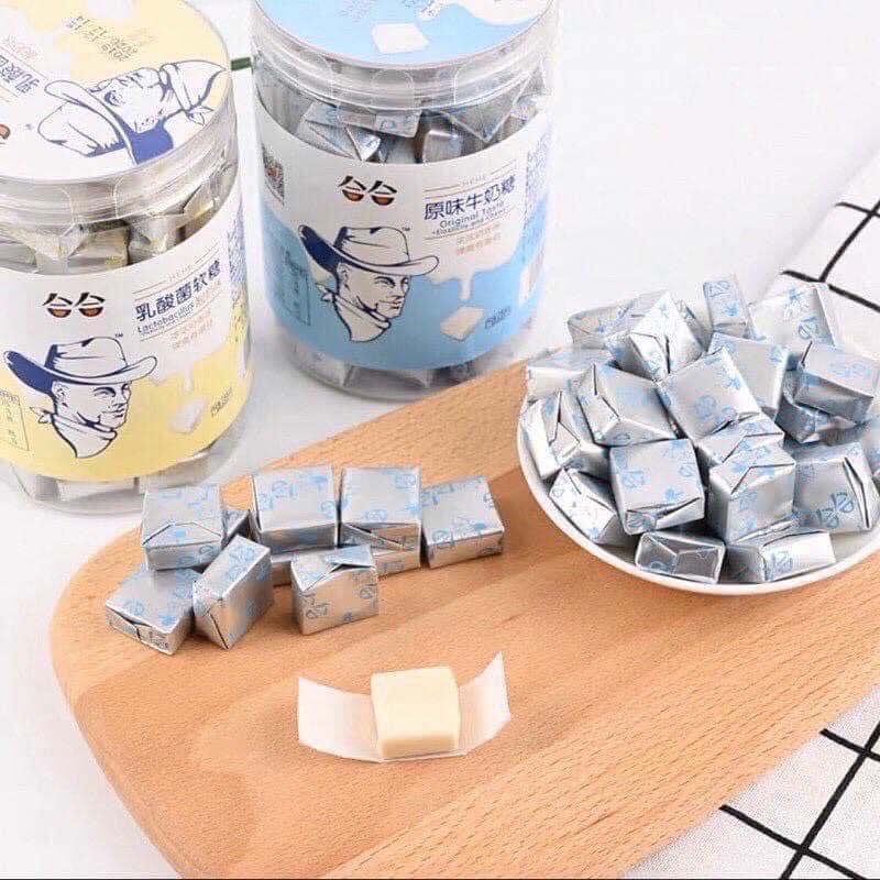 Hộp kẹo sữa chua ông già 288gr