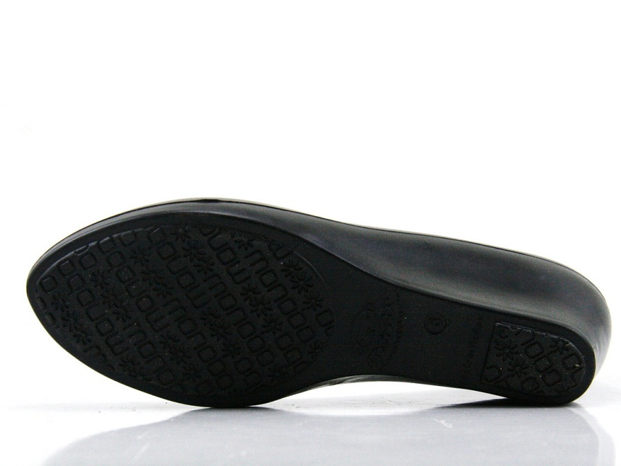 Monobo Berry Thailand Rubber Shoes (5 Minutes High)
