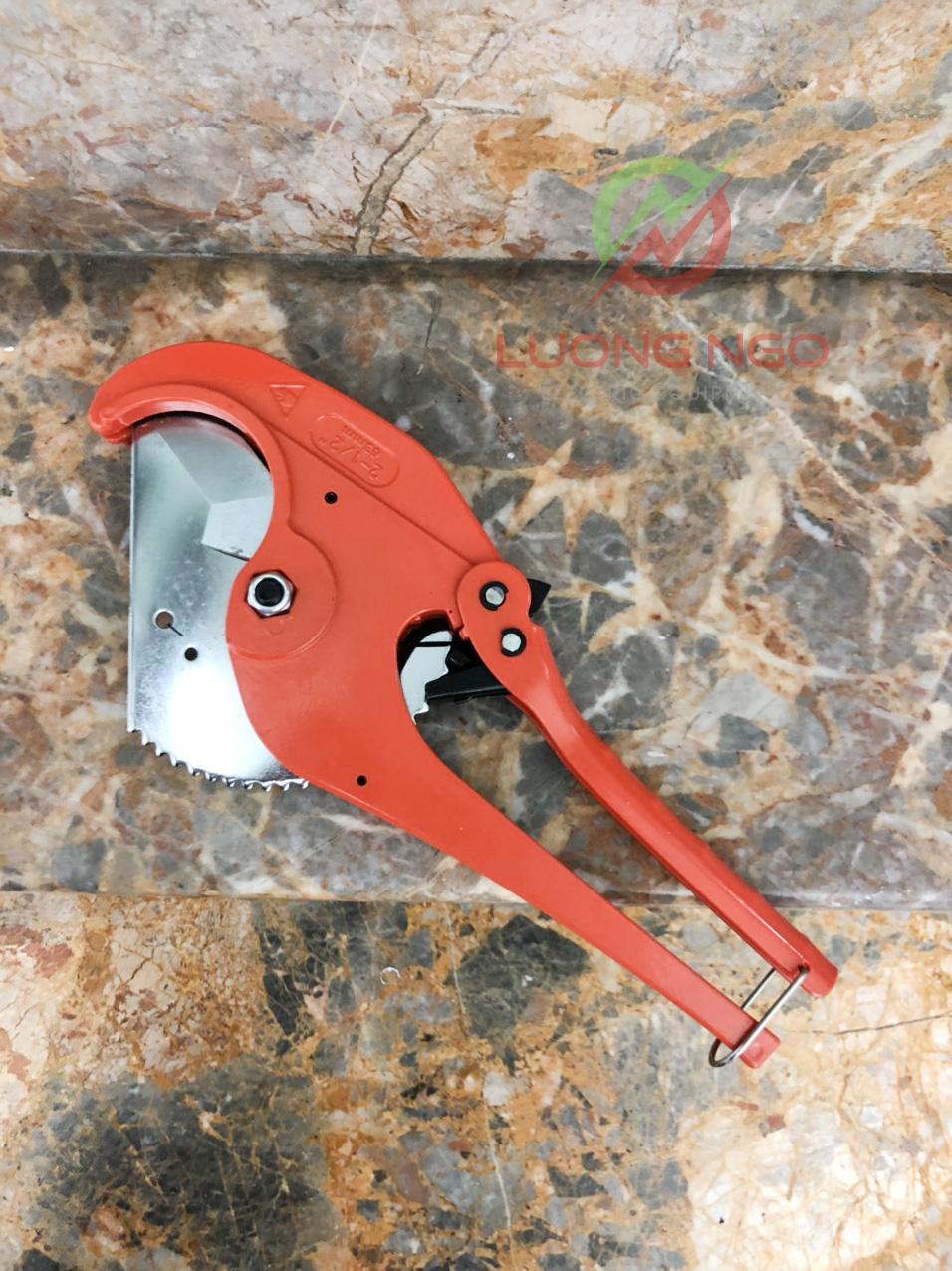 Kéo cắt ống nhựa Asaki 63mm