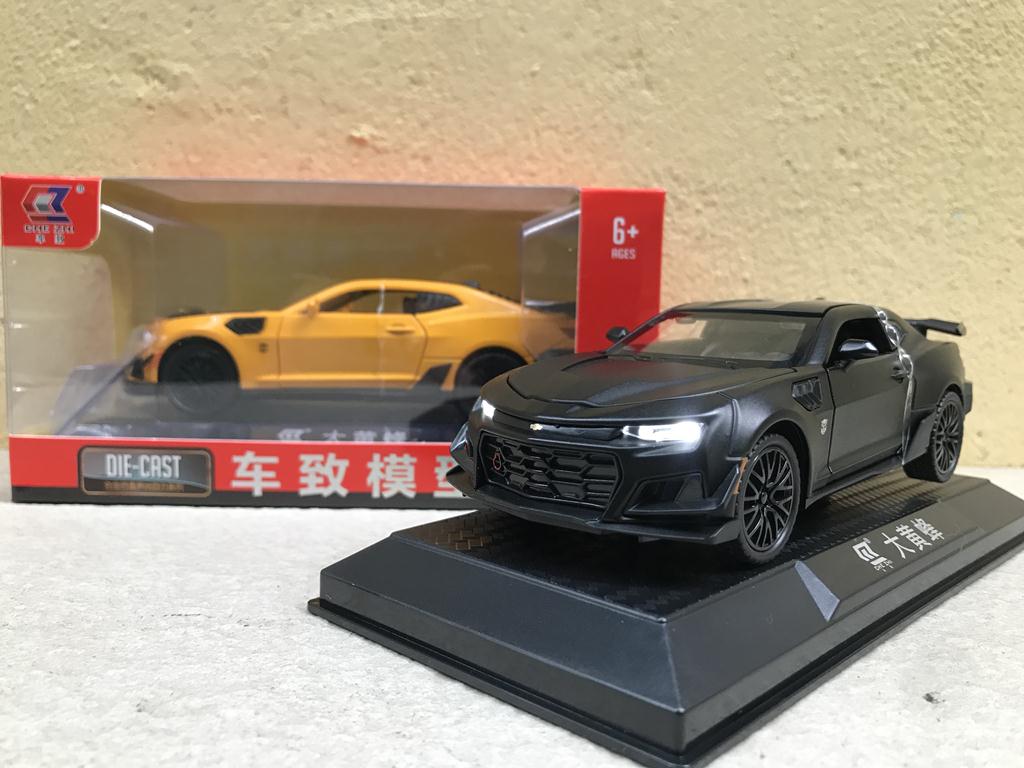 Mô hình xe CHEVROLET Camaro 2022 - 1:32