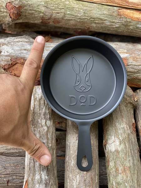 Chảo sắt chống dính dã ngoại DoD Nhật Bản (13 cm)