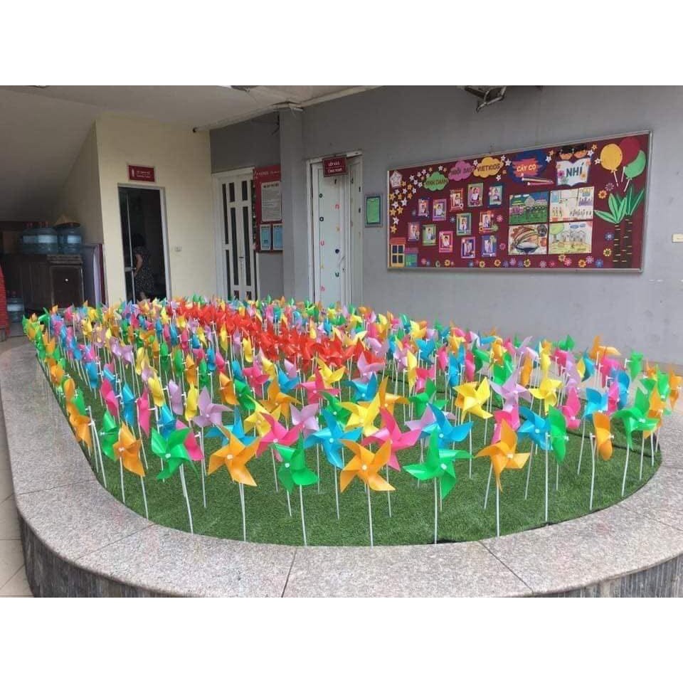 10 Chong Chóng Nhựa Cây Cầm