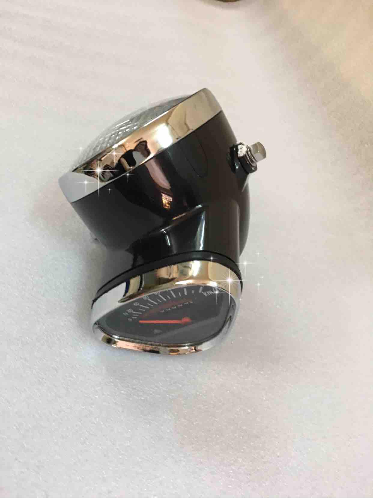 [HCM]Pha đèn và đồng hồ 67 zin