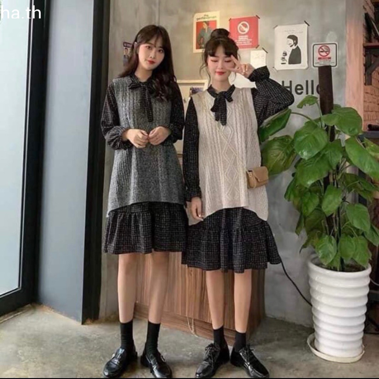 Set áo len gile váy đuôi cá cổ nơ