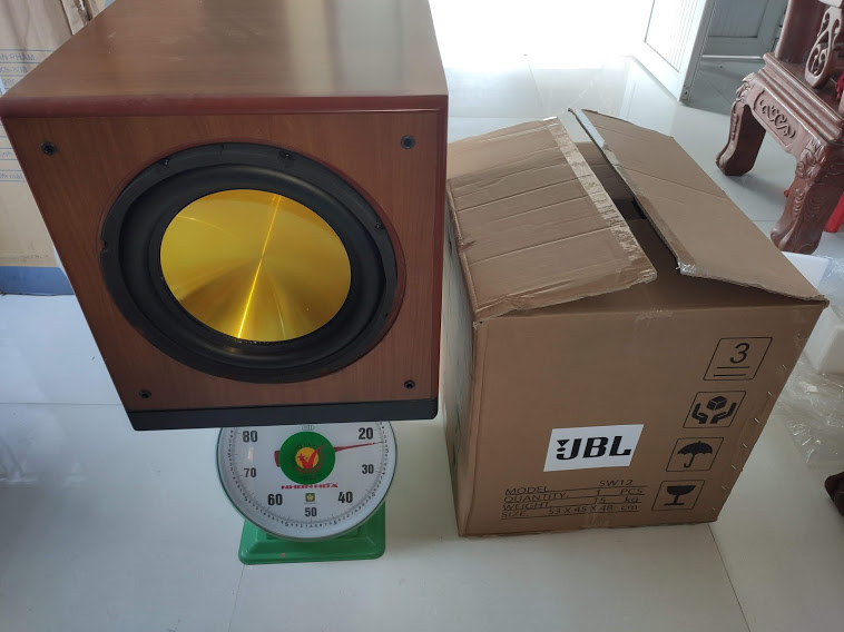 Loa sub điện JBL SW12 ,bass 30 lòng vàng, loa siêu trầm 500W, nguồn xuyến,chuẩn hãng chất lượng cao chắc tiếng, bảo hành 12 tháng.