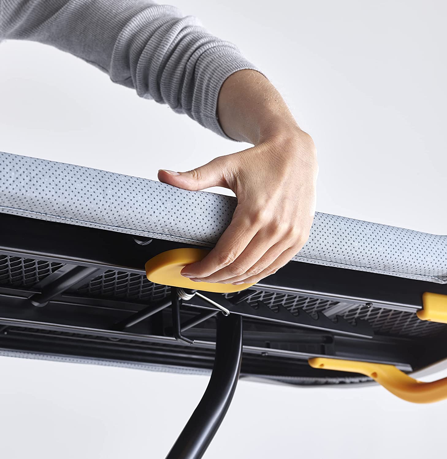 CẦU LÀ .JOSEPH JOSEPH-GLIDE IRONING BOARD 50005