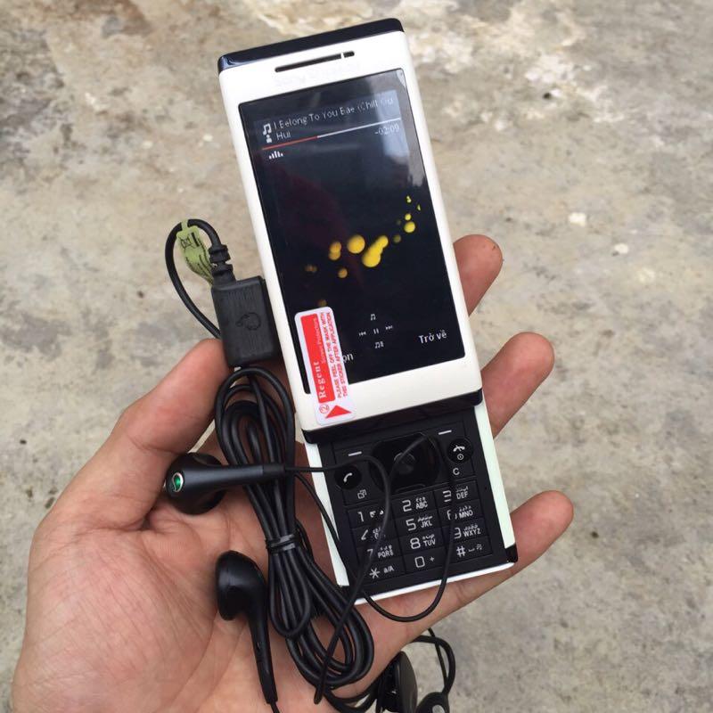 Điện thoại Sony Ericsson U10i