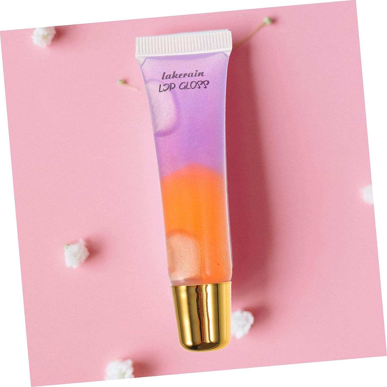 Glitter lip balm adds a charm to your lip