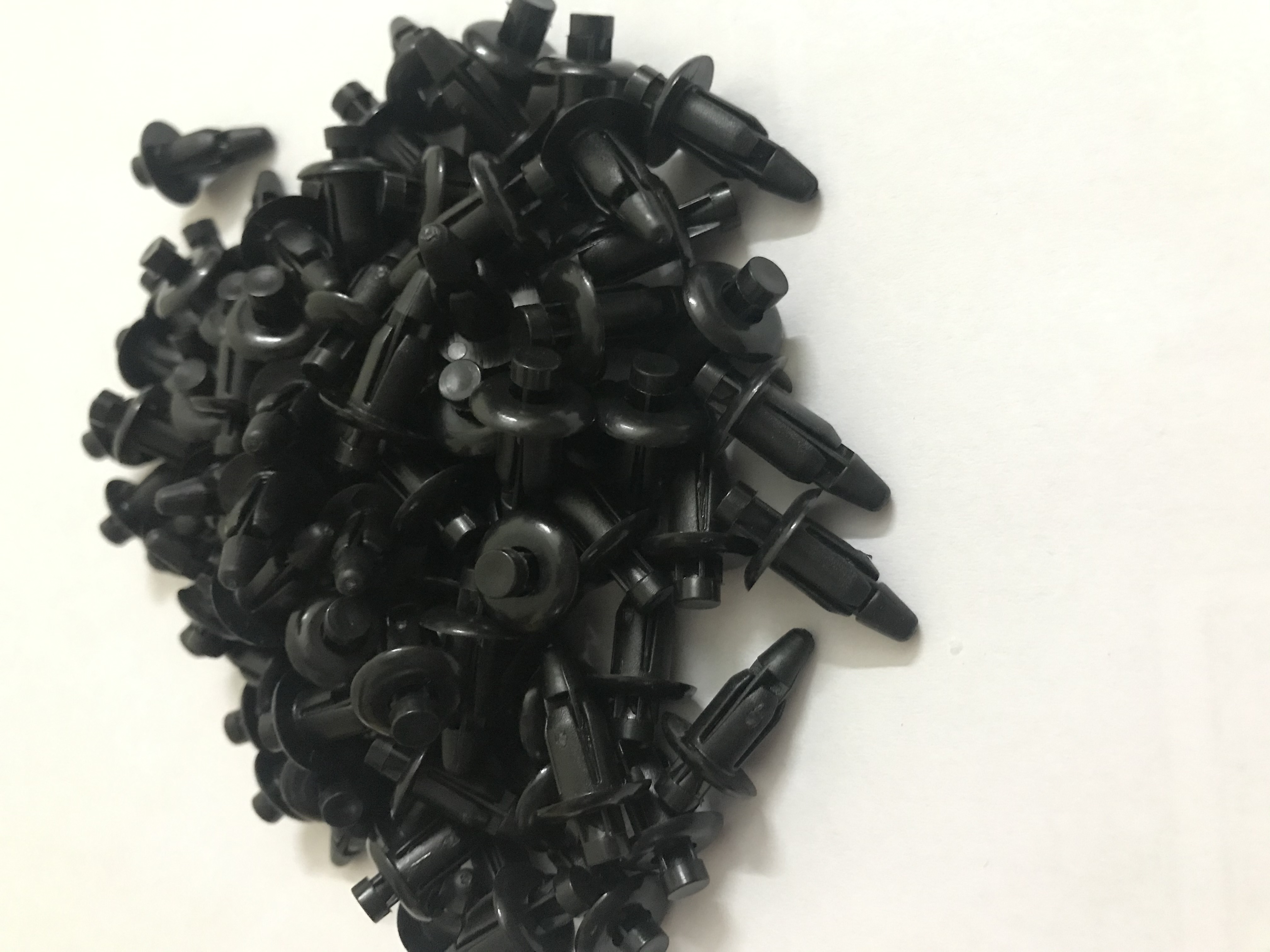 Chốt Nhựa Chốt Bấm 6mm Dàn Áo Xe