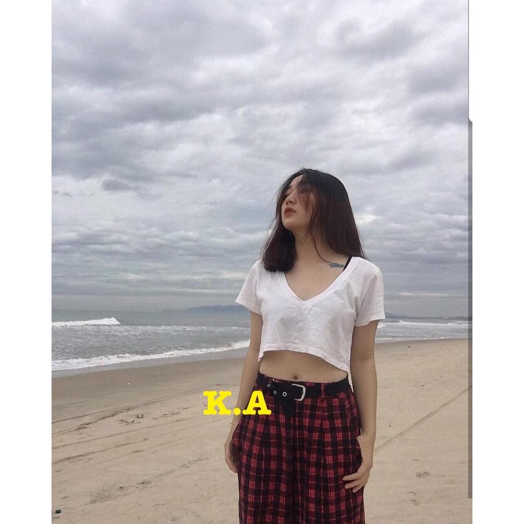 Áo croptop cổ tim KAN1802