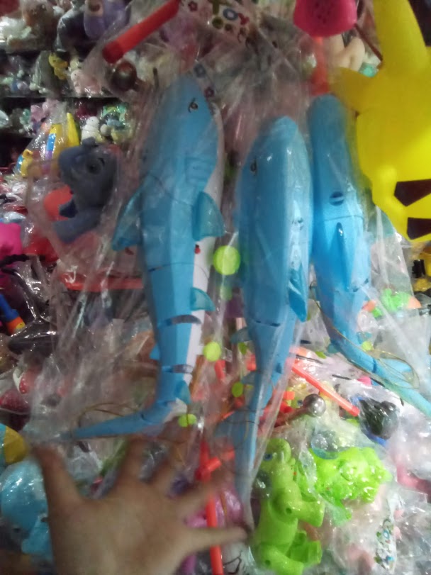 Đồ chơi cá mập điện tử nhạc đèn