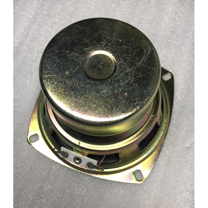 Loa Sub vi tính vuông 10cm.Thay thế loa sub vi tính hoặc dùng nghe nhạc. Giá 1 chiếc.