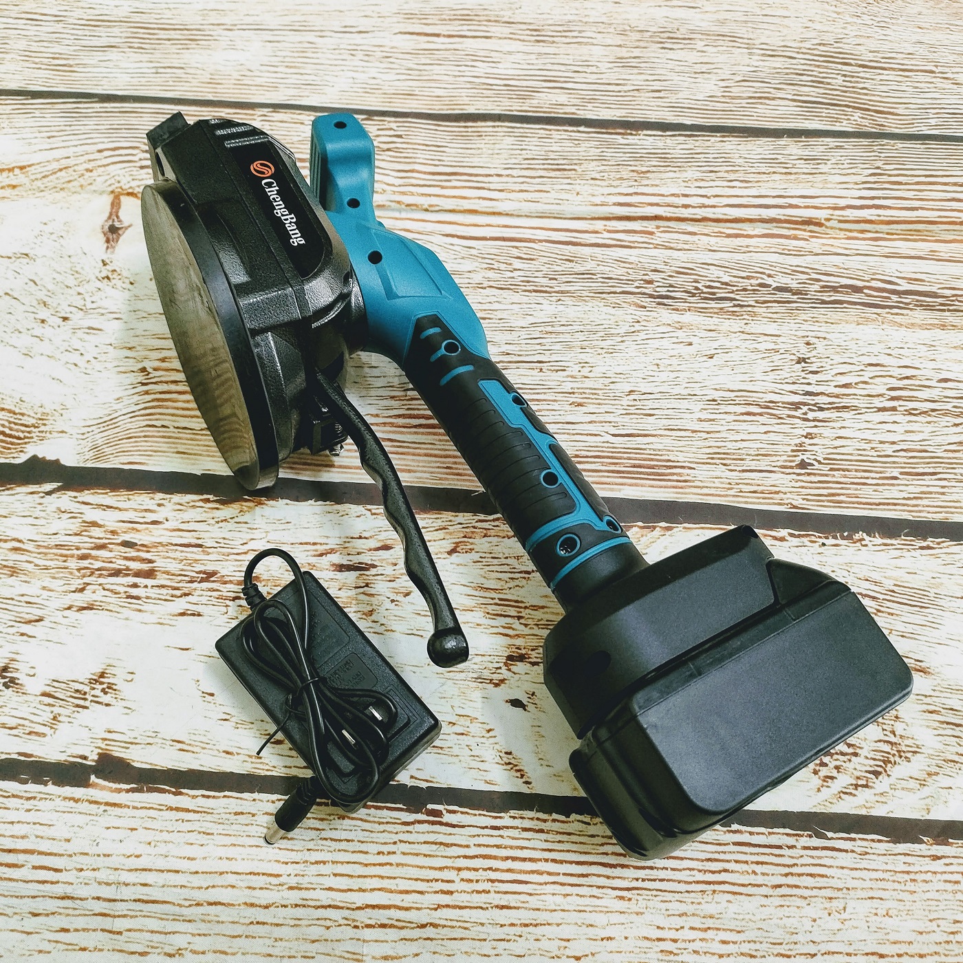 Sv máy rung ốp lát gạch men, máy đầm rung dùng pin 18v - 21v 5 cấp rung