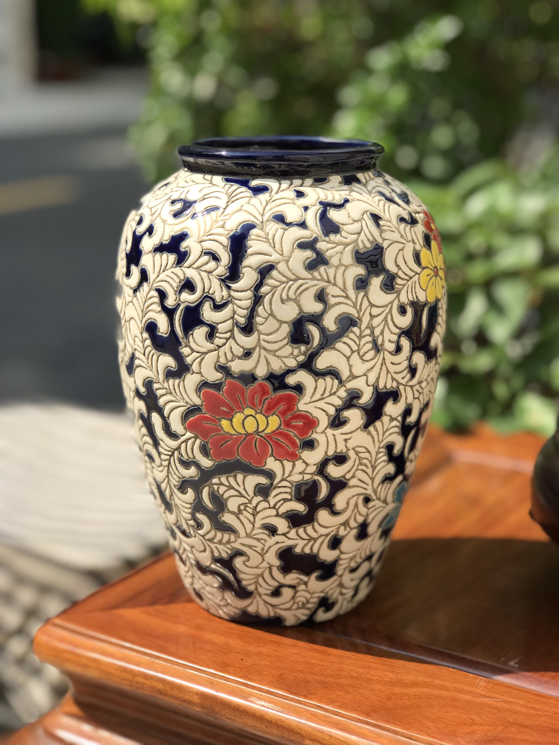 Bình bách hoa và dây lá gốm sứ biên hòa 22cm